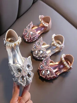 Детская обувь с блестками и кружевным бантом для девочек, милая обувь для танцев принцессы с жемчугом, Повседневная обувь 2020 года, Новая детская праздничная свадебная обувь